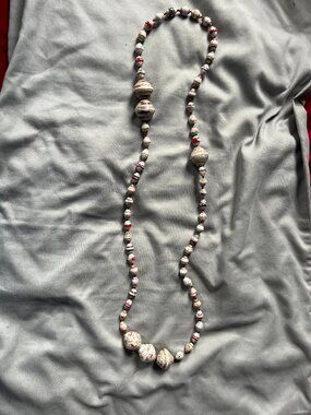 18" Beaded Necklace - like new